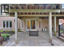 18 WOODMANS Court - 36