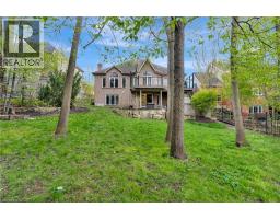 18 WOODMANS Court - 42