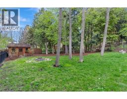 18 WOODMANS Court - 43