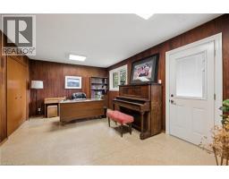 142 CARSON Drive - 17