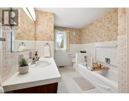 142 CARSON Drive - 25