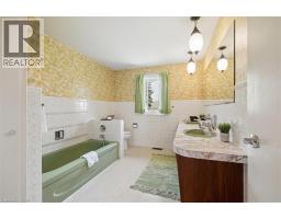 142 CARSON Drive - 31