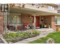 142 CARSON Drive - 4