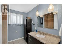 4 CAMELOT Drive - 28