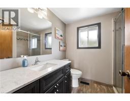 53 BOCK Court - 35