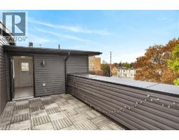760 LAKESHORE Road E UnitNo. 201 - 32