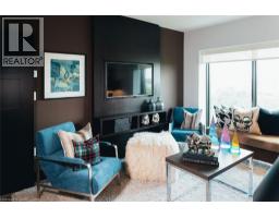 1235 RICHMOND Street UnitNo. 902 - 5