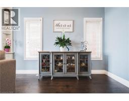 154 KEYSTONE Crescent - 11