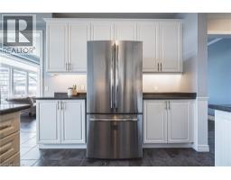 154 KEYSTONE Crescent - 18