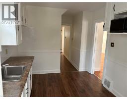 136 GLEN Road - 12