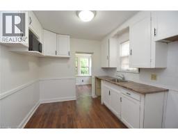 136 GLEN Road - 16