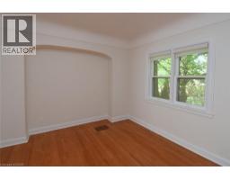136 GLEN Road - 17