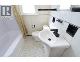 136 GLEN Road - 32