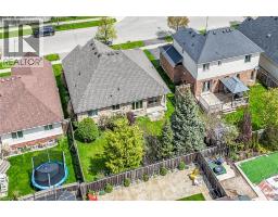 73 COBBLESTONE Drive - 32