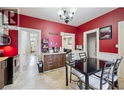 50 MAIN Street E - 17