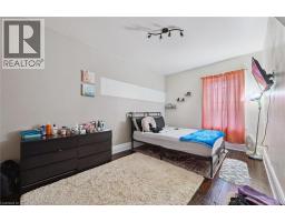 50 MAIN Street E - 24