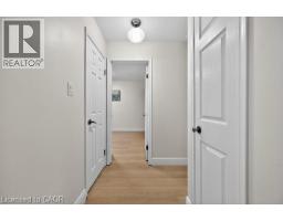 217 PINEGROVE Crescent - 22