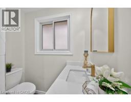 217 PINEGROVE Crescent - 23