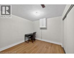 217 PINEGROVE Crescent - 36