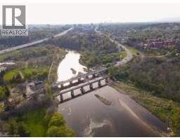 138 RIVERBANK Drive - 16