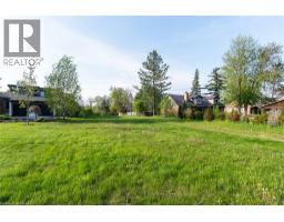 138 RIVERBANK Drive - 2