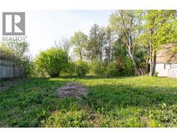 138 RIVERBANK Drive - 8