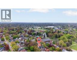 48 STIRLING Avenue N - 42