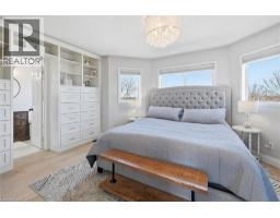 17 FENWICK Place - 19