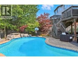 17 FENWICK Place - 35