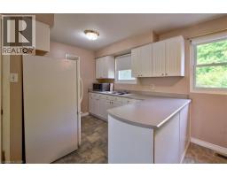 57 CLEMENS Avenue - 10