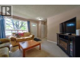 57 CLEMENS Avenue - 8