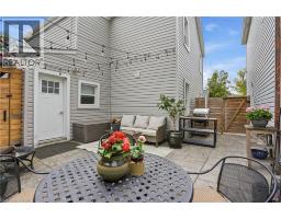 47 NEW Street - 22