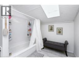 1 JOHN Avenue - 31
