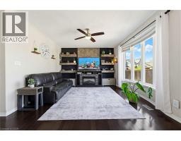 14 READING Street - 15