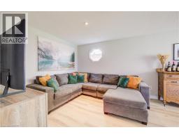 35 CAMROSE Court - 14