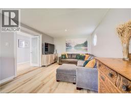 35 CAMROSE Court - 17