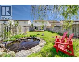35 CAMROSE Court - 32