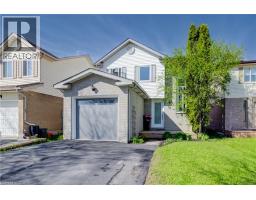 35 CAMROSE Court - 4