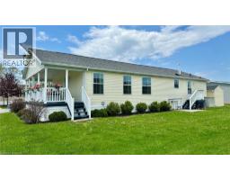 4 CRICKLEWOOD Crescent - 4