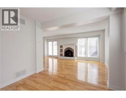 336 QUEEN Street S UnitNo. 14 - 13
