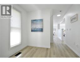 32 KROEGER Crescent - 11