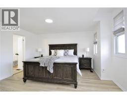 32 KROEGER Crescent - 16