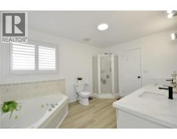 32 KROEGER Crescent - 22