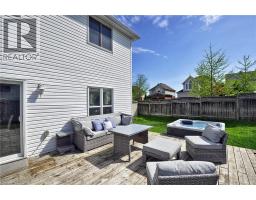 32 KROEGER Crescent - 25