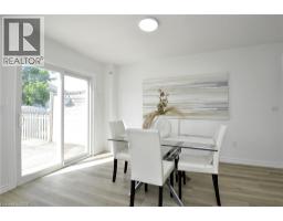32 KROEGER Crescent - 3