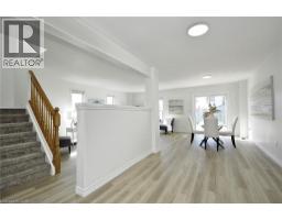 32 KROEGER Crescent - 7