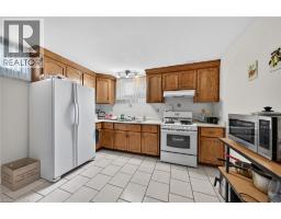 10 SKYE Court - 36