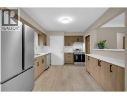 626 IROQUOIS Avenue - 10