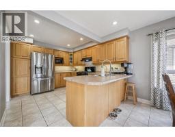 15 ZINKANN Crescent - 13