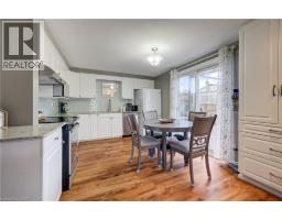 10 MEADOW WOODS Crescent - 8